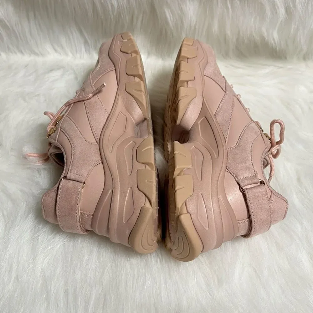 Just Fab Women’s Blush Sneaker Size 6.5 NEW